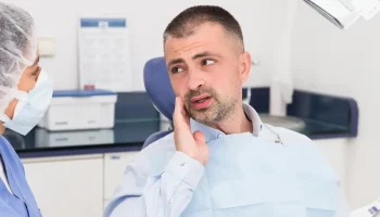 When to Seek Emergency Dental Care: 6 Common Signs